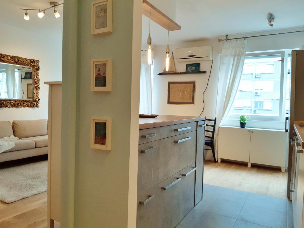 Eagles Nest Apartment ซาเกร็บ ภายนอก รูปภาพ